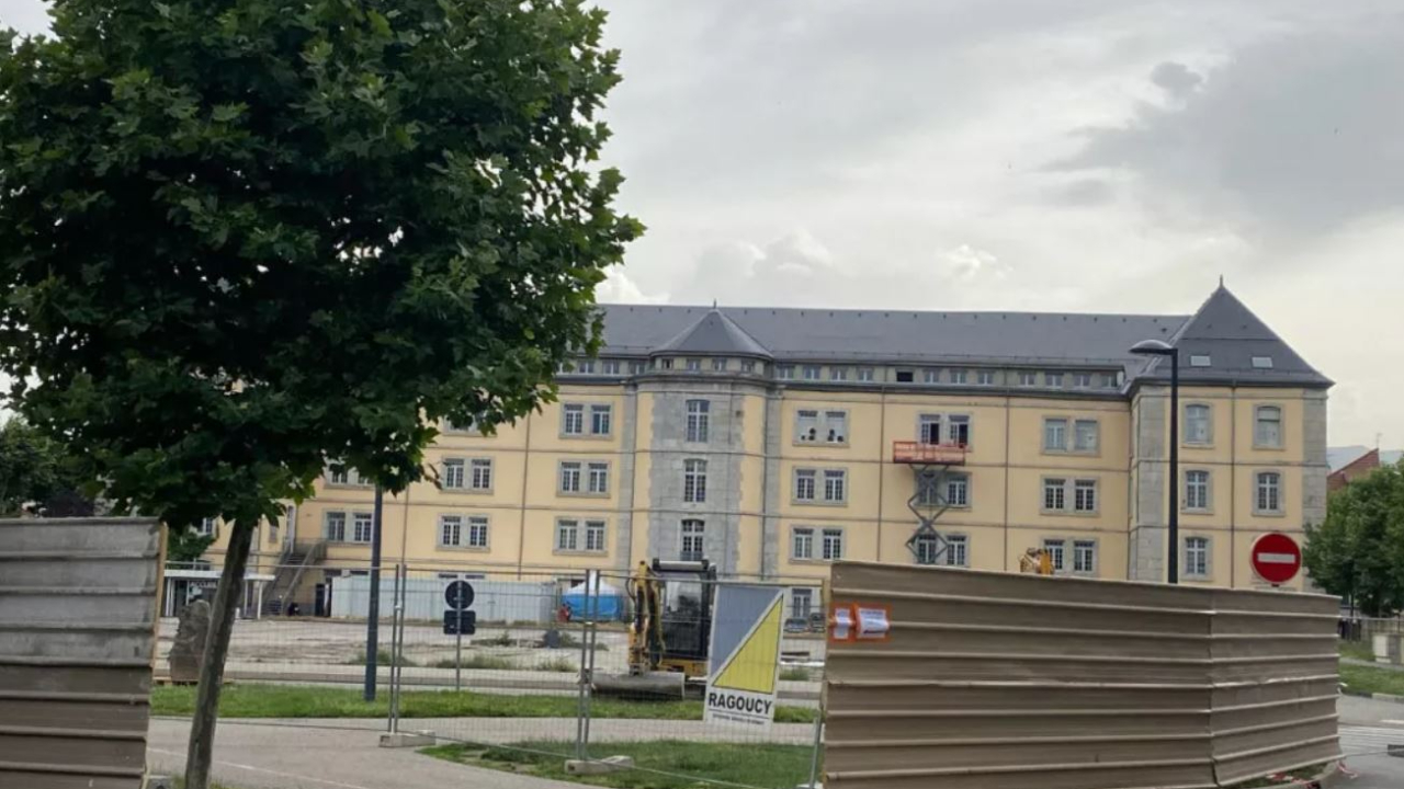 Hautes-Alpes : des bouchons d’oreilles pour les riverains à proximité du chantier Desmichels à Gap Hautes-Alpes : des bouchons d’oreilles pour les riverains à proximité du chantier Desmichels à Gap