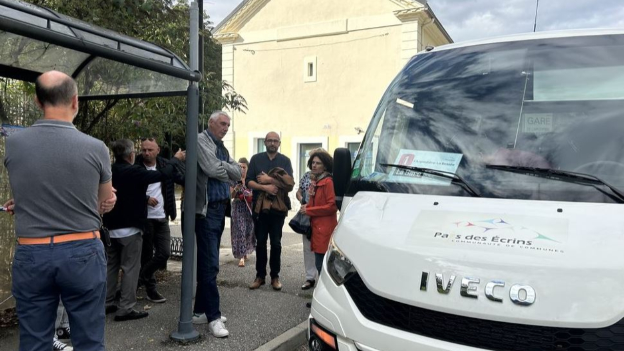 Hautes-Alpes : deux nouvelles lignes de transport public sur le Pays des Écrins Hautes-Alpes : deux nouvelles lignes de transport public sur le Pays des Écrins