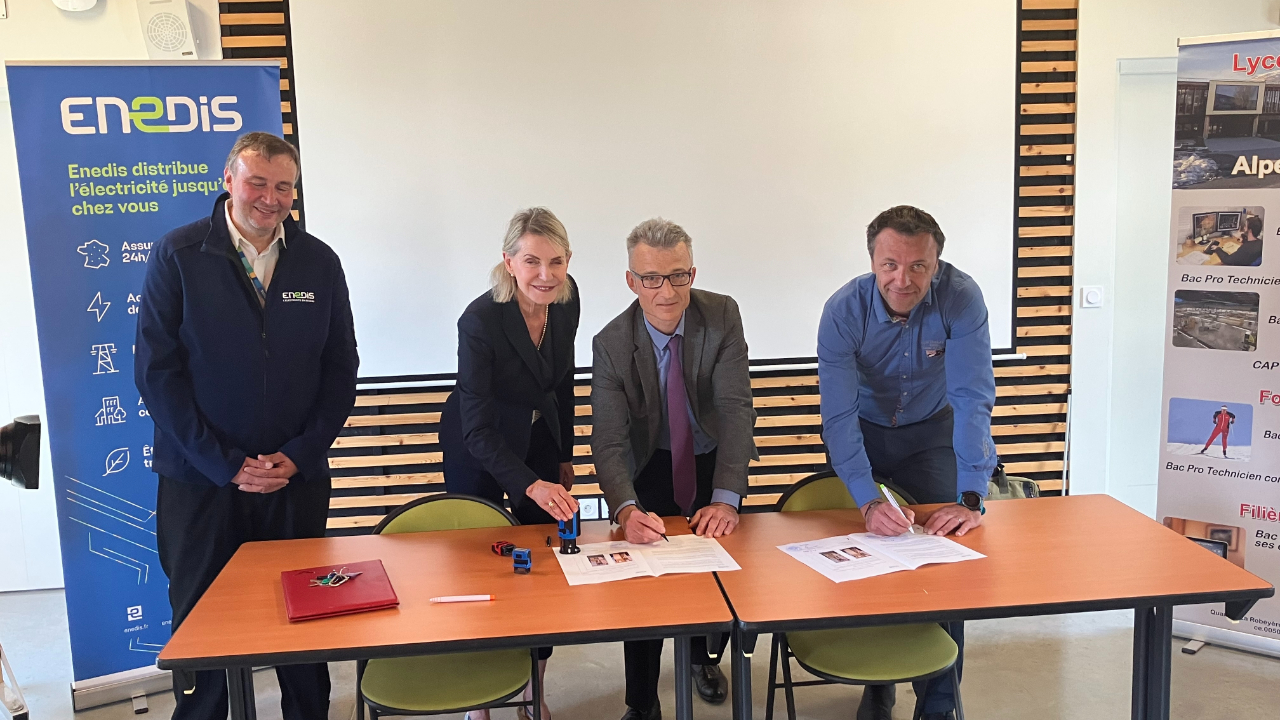 Hautes-Alpes : Enedis se rapproche du Lycée Professionnel Alpes et Durance d’Embrun Hautes-Alpes : Enedis se rapproche du Lycée Professionnel Alpes et Durance d’Embrun