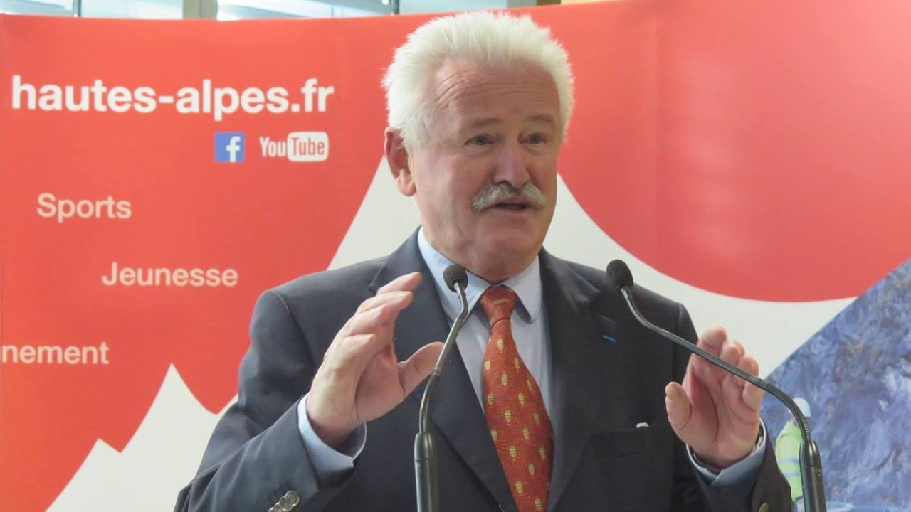 Hautes-Alpes : "je ne mettrai pas un euro de plus dans l'aménagement du carrefour de Tallard" acte Jean-Marie Bernard Hautes-Alpes : "je ne mettrai pas un euro de plus dans l'aménagement du carrefour de Tallard" acte Jean-Marie Bernard