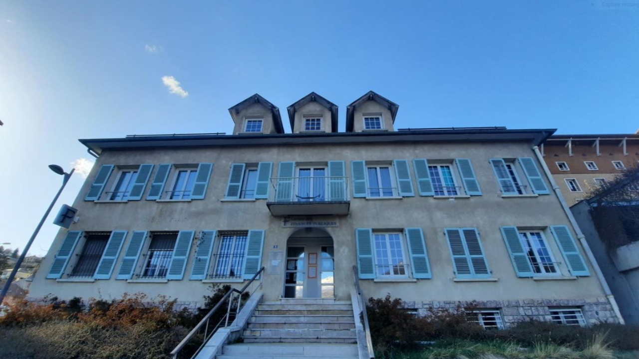 Hautes-Alpes : l'accueil au centre des finances publiques d'Embrun évolue Hautes-Alpes : l'accueil au centre des finances publiques d'Embrun évolue