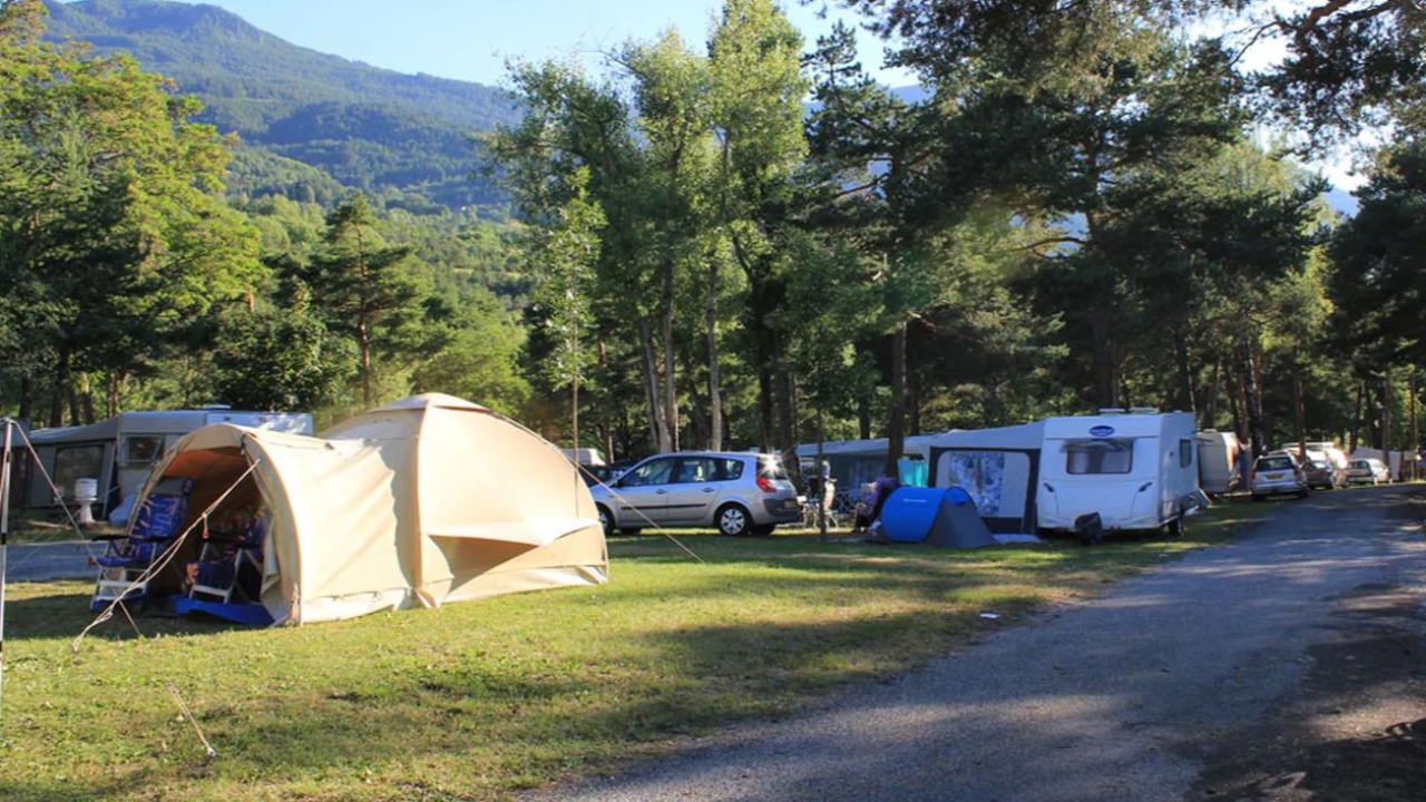 Hautes-Alpes : le camping de Guillestre lance sa saison ce samedi