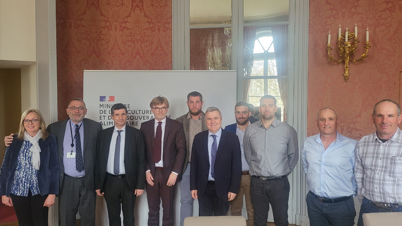 Hautes-Alpes : Marc Fesneau reçoit les parlementaires et une délégation agricole Hautes-Alpes : Marc Fesneau reçoit les parlementaires et une délégation agricole