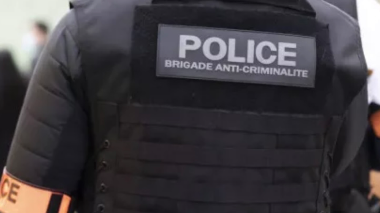 Hautes-Alpes : tag sur l&rsquo;Alp&rsquo;Arena, Roger Didier s&rsquo;insurge