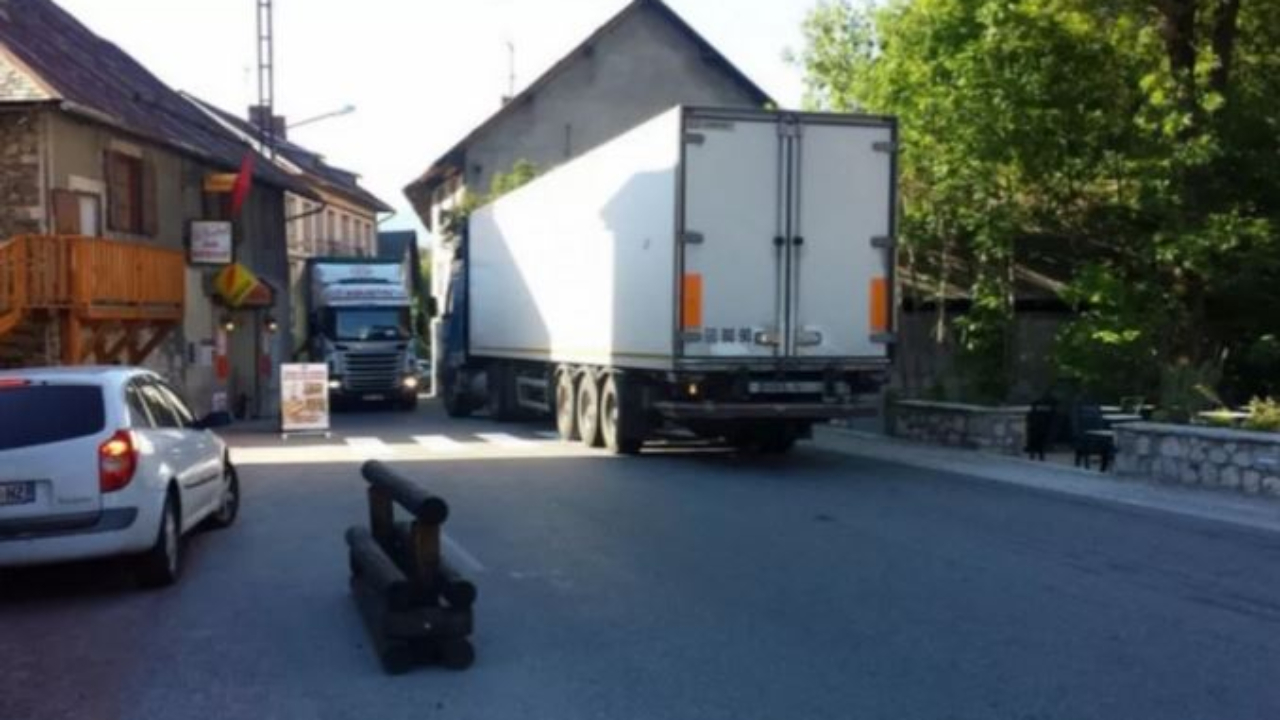 Hautes-Alpes : une action à la Roche de Rame pour « ne pas être oublié »