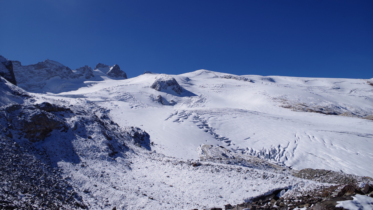 Hautes-Alpes : vers un classement du glacier de la Girose à La Grave ? Hautes-Alpes : vers un classement du glacier de la Girose à La Grave ?