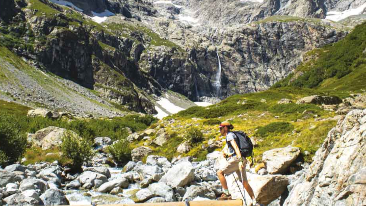 La FFRandonnées Hautes-Alpes met à jour son guide dans le Briançonnais La FFRandonnées Hautes-Alpes met à jour son guide dans le Briançonnais