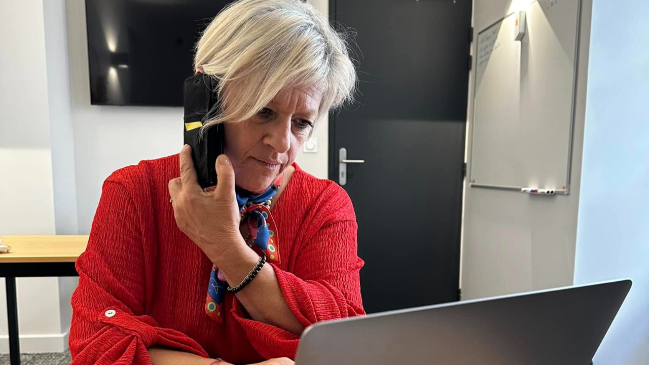 La France Insoumise met la pression sur Valérie Rossi pour défendre le nom de Lucie Castet La France Insoumise met la pression sur Valérie Rossi pour défendre le nom de Lucie Castet