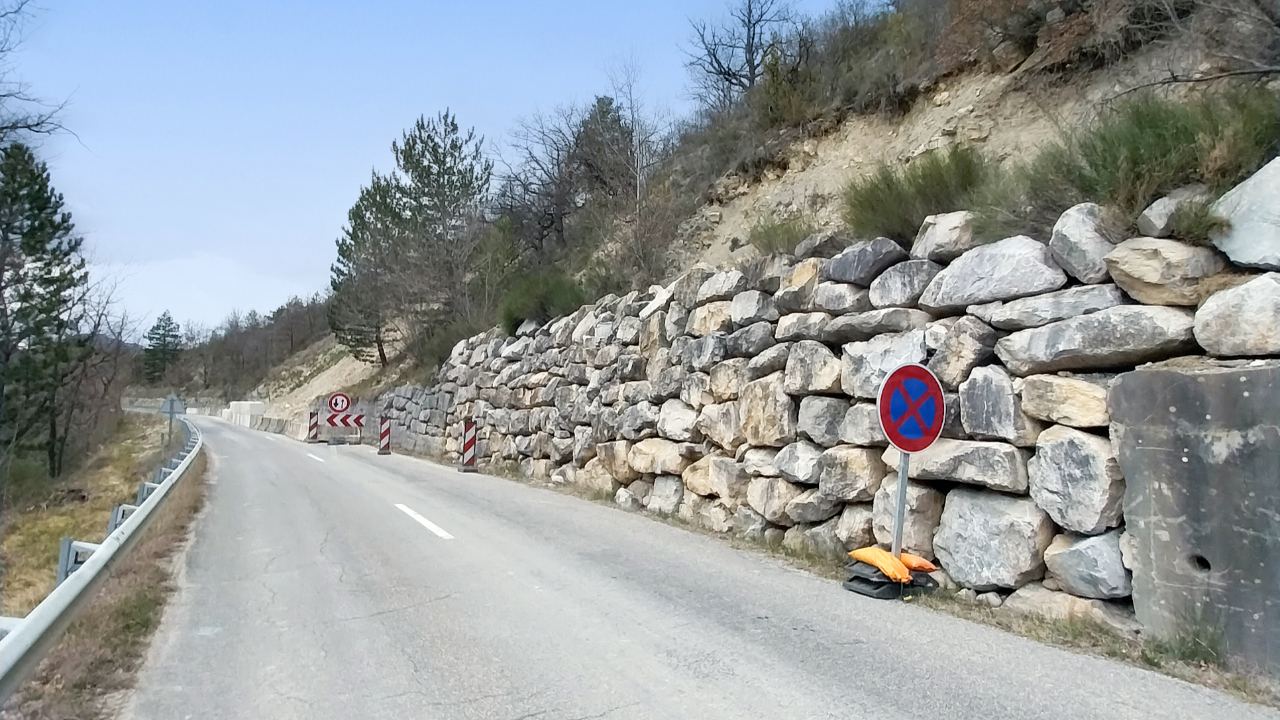 La RD 946 à Saint-Vincent sur Jabron ouverte, de nouveau, à la circulation La RD 946 à Saint-Vincent sur Jabron ouverte, de nouveau, à la circulation