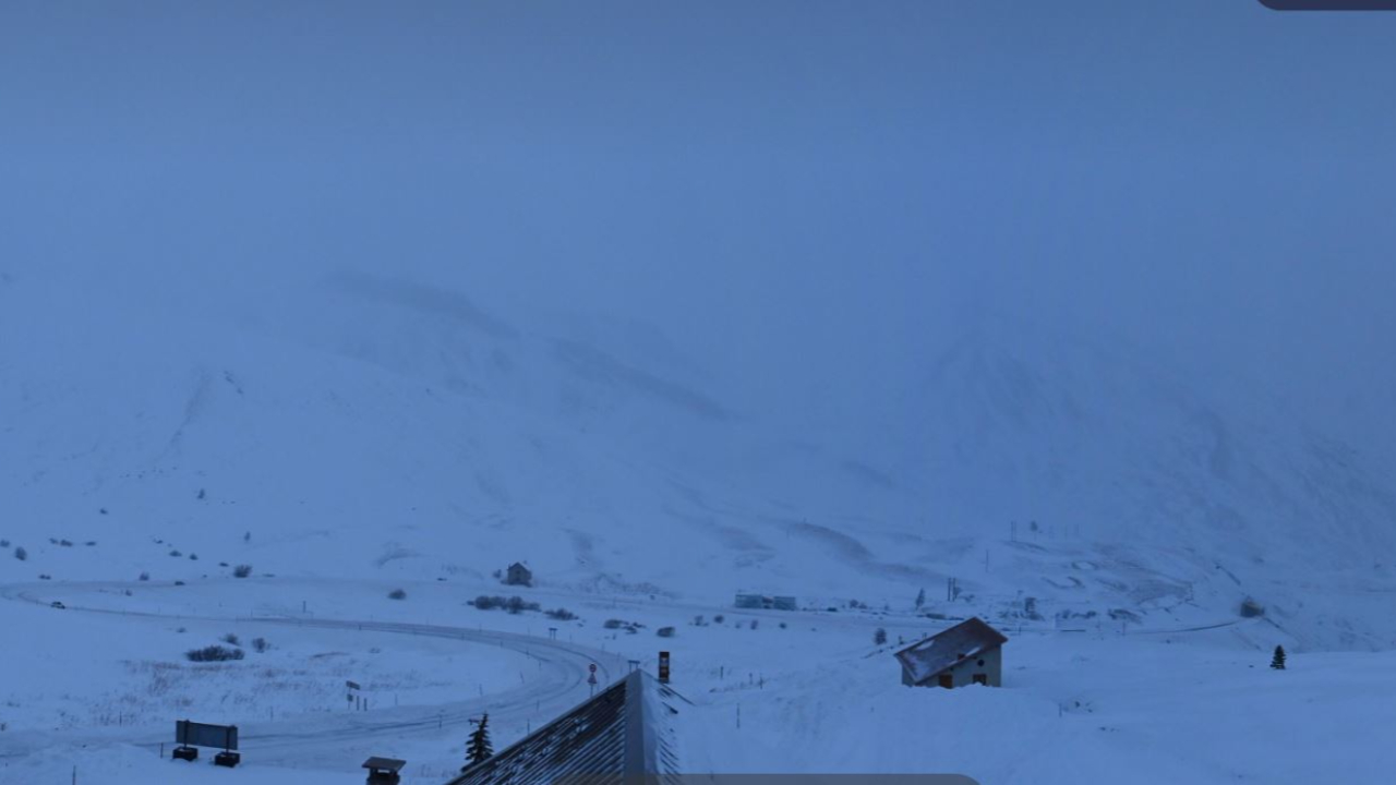 Le col Lautaret finalement fermé jusqu'à mardi 9h Le col Lautaret finalement fermé jusqu'à mardi 9h
