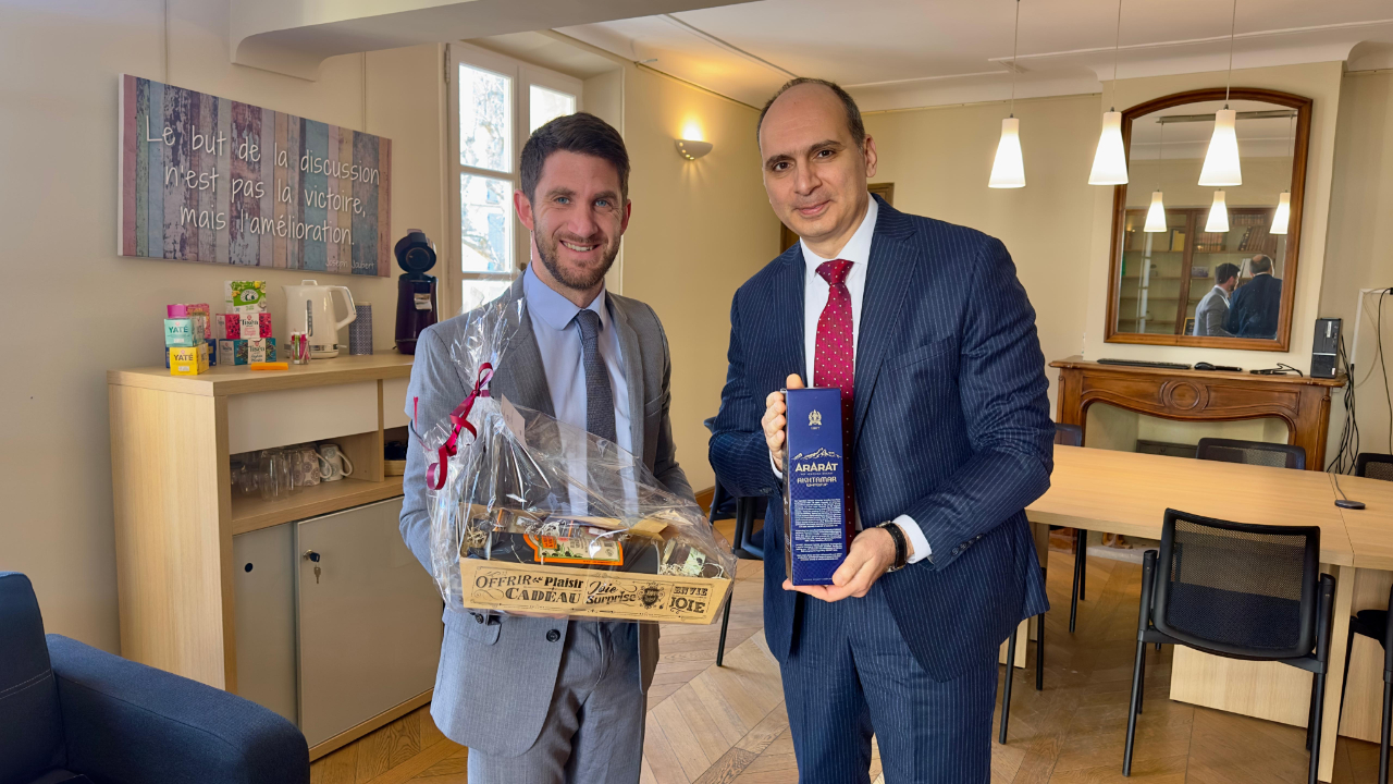 Le Consul général de la République d’Arménie à Manosque ce vendredi Le Consul général de la République d’Arménie à Manosque ce vendredi