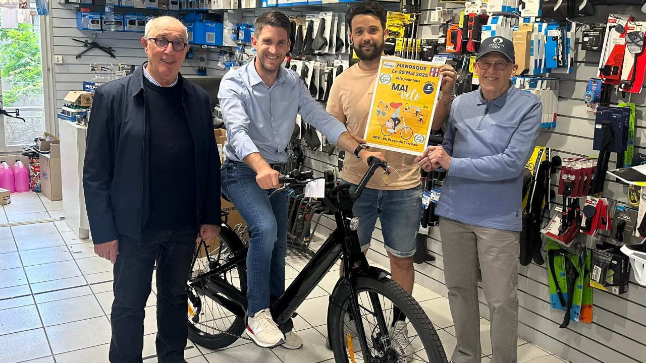 Le maire de Manosque invite sa population à « rouler à ses côtés » Le maire de Manosque invite sa population à « rouler à ses côtés »