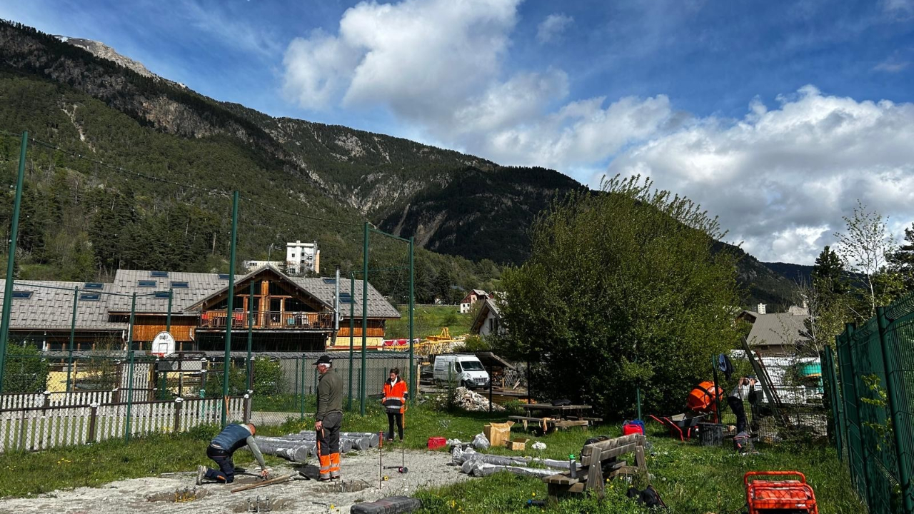 Le plateau multisports de Saint-Chaffrey se refait une beauté