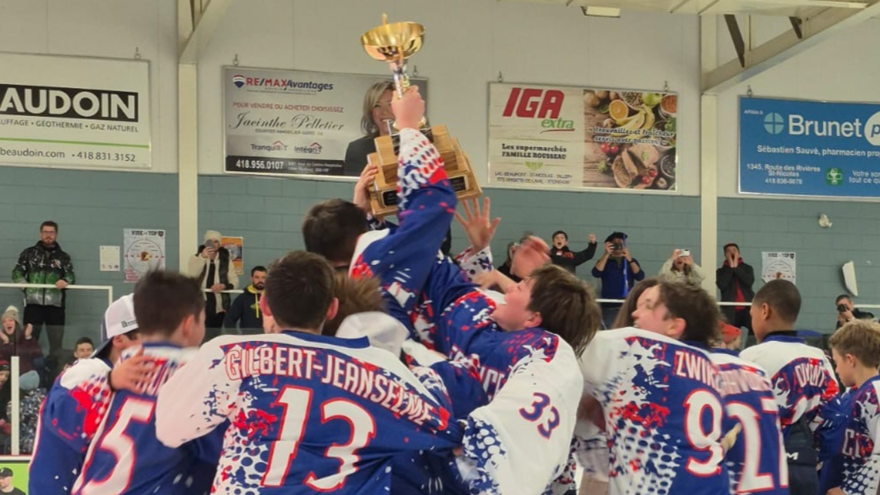 Les jeunes hockeyeurs gapençais champions du monde Les jeunes hockeyeurs gapençais champions du monde