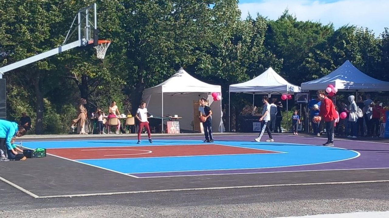 Manosque célèbre l’arrivée d’un nouveau terrain de basket 3x3 avec un tournoi ouvert à tous Manosque célèbre l’arrivée d’un nouveau terrain de basket 3x3 avec un tournoi ouvert à tous