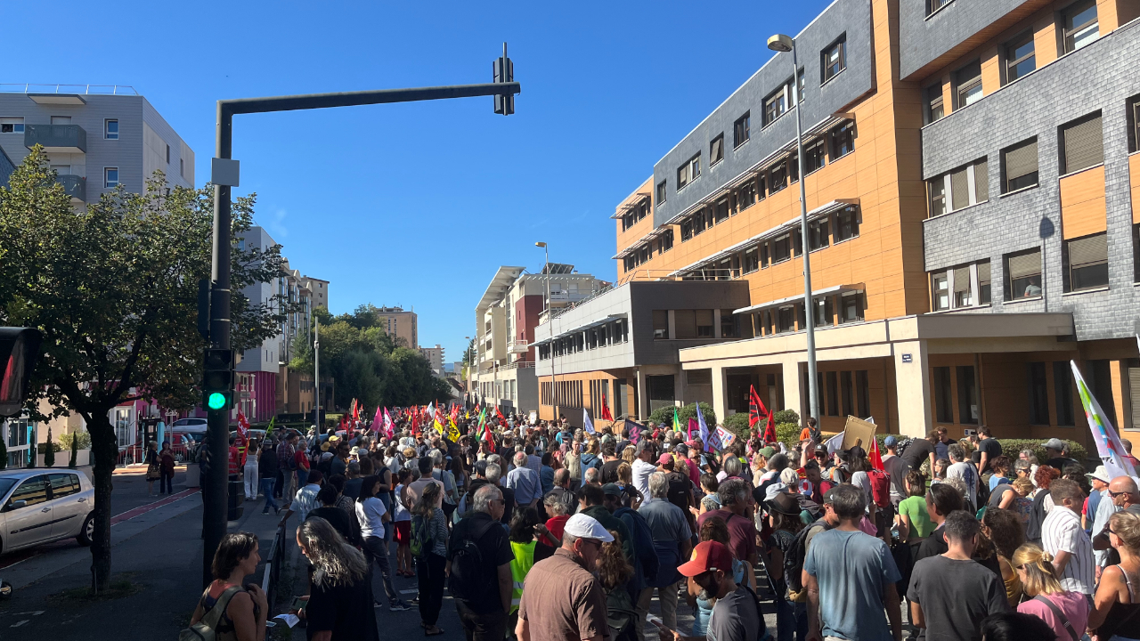 Mobilisation sociale : 1.200 personnes à Gap et 1.000 à Digne-les-Bains ce 18 septembre Mobilisation sociale : 1.200 personnes à Gap et 1.000 à Digne-les-Bains ce 18 septembre