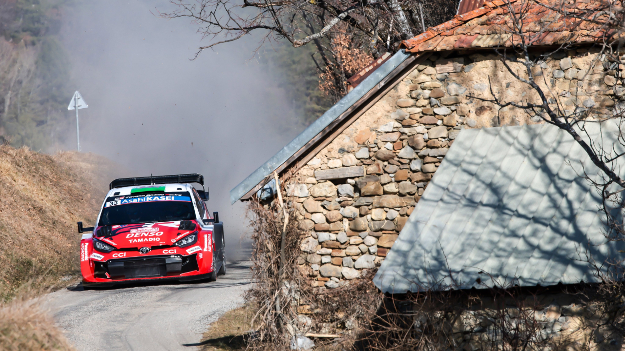 Rallye Monte-Carlo : Elfyn Evans devance Sébastien Ogier lors de l'ES1 Rallye Monte-Carlo : Elfyn Evans devance Sébastien Ogier lors de l'ES1