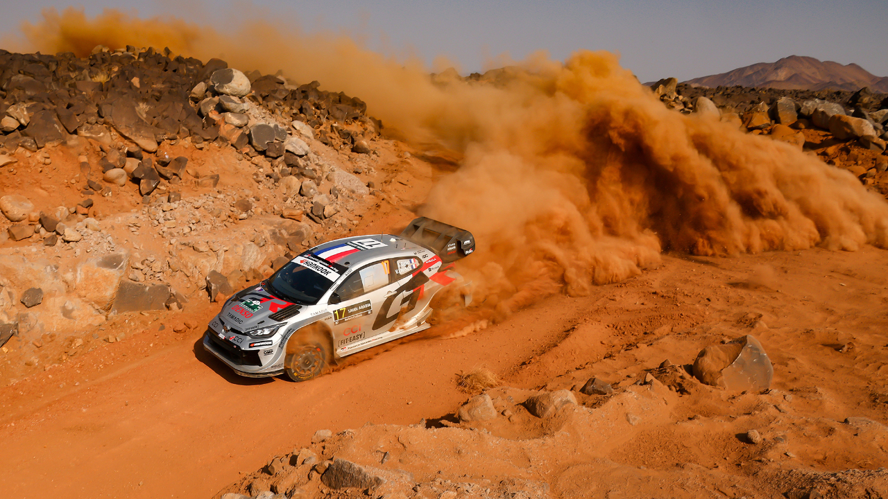 Sébastien Ogier devance d’un point Elfyn Evans Sébastien Ogier devance d’un point Elfyn Evans