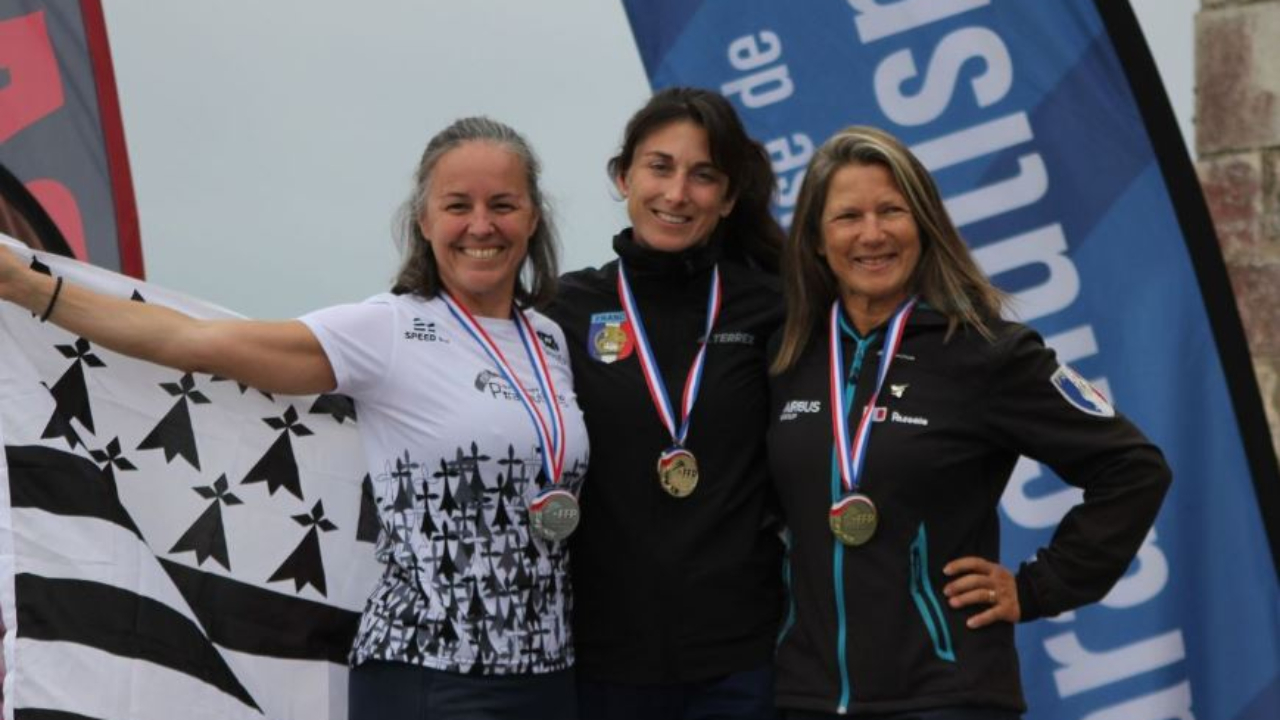 Tallard sur le podium lors du Championnat de France de Précision d’atterrissage et de Voltige Tallard sur le podium lors du Championnat de France de Précision d’atterrissage et de Voltige