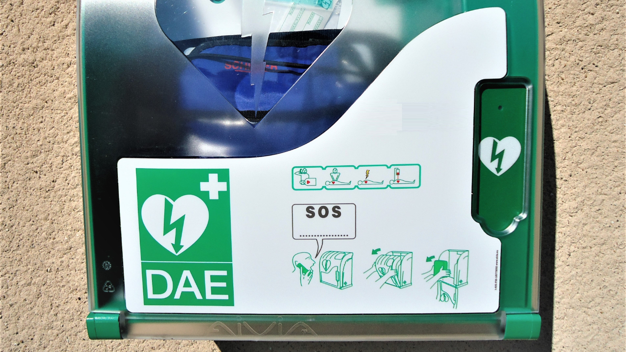 Un 16ème défibrillateur installé dans la ville de Digne les Bains