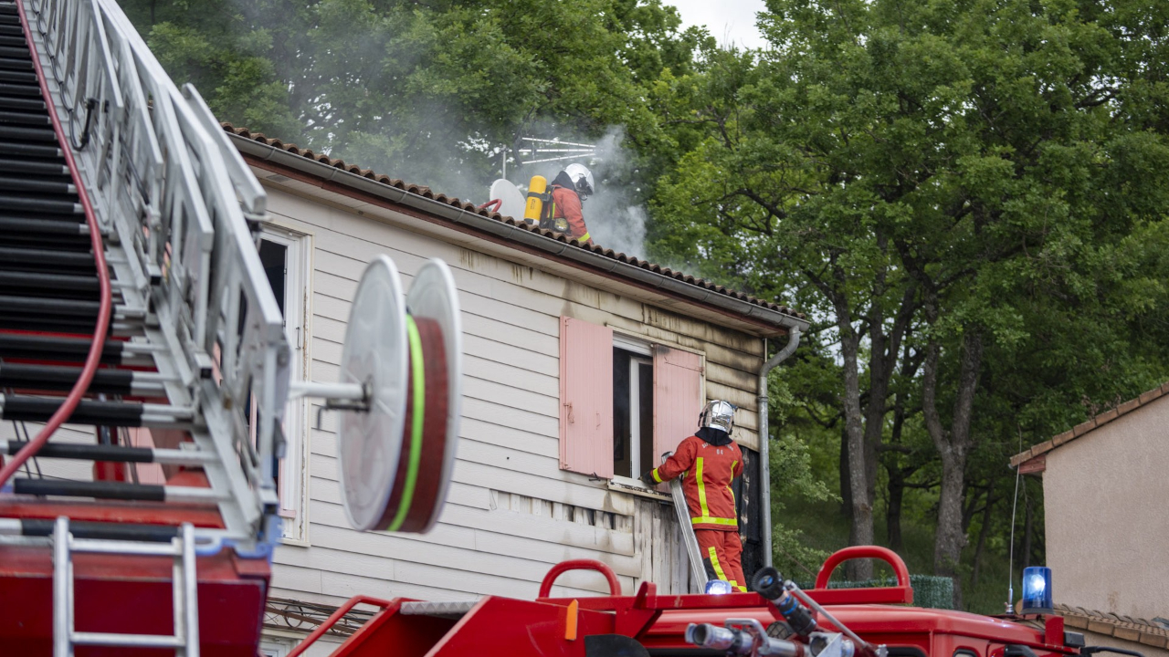 Une habitation touchée par un incendie à Aiglun Une habitation touchée par un incendie à Aiglun