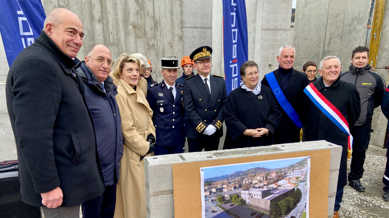 Une plateforme logistique et technique pour le SDIS 04 en cours de construction Une plateforme logistique et technique pour le SDIS 04 en cours de construction