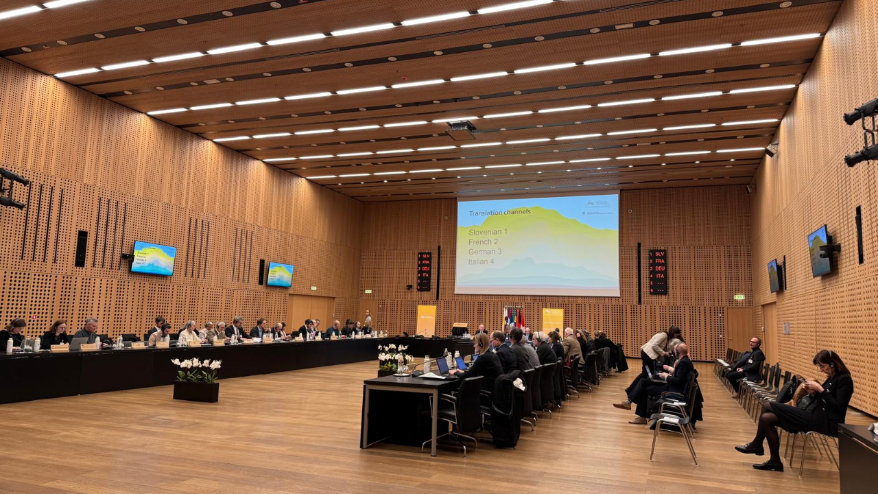 Valérie Rossi en Slovénie pour la 80ème Convention Alpine Valérie Rossi en Slovénie pour la 80ème Convention Alpine