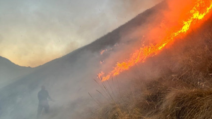 15 hectares touchés par les flammes à proximité du Col de Larche 15 hectares touchés par les flammes à proximité du Col de Larche