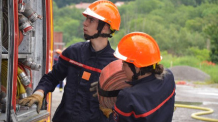 29 jeunes haut-alpins en live pour le Brevet National des Jeunes Sapeurs-Pompiers 29 jeunes haut-alpins en live pour le Brevet National des Jeunes Sapeurs-Pompiers