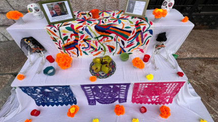 Barcelonnette : repli de la Fête des Morts au Marché Couvert Barcelonnette : repli de la Fête des Morts au Marché Couvert