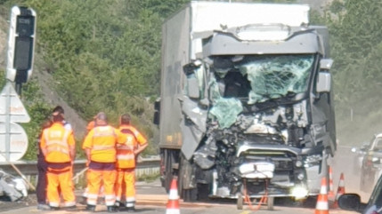 Deux camions entrent en collision au pont du Riou Bourdou à Savines le Lac