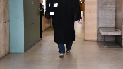 Digne-les-Bains : armé d'un cutter, il se fait remettre près de 200 euros par des passants Digne-les-Bains : armé d'un cutter, il se fait remettre près de 200 euros par des passants