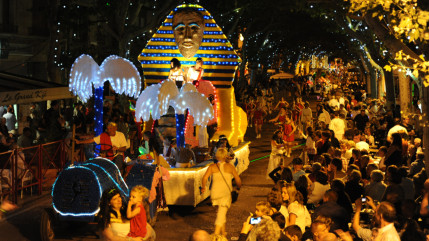 Digne les Bains va vibrer au rythme du Corso de la Lavande Digne les Bains va vibrer au rythme du Corso de la Lavande