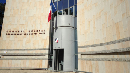 François Bayrou à Briançon pour annoncer "quelques 500 millions d'euros sur les routes et les rails" ?