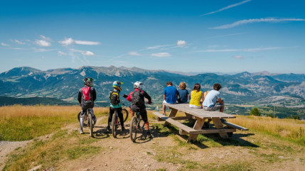 Haute-Provence : c'est déjà parti pour la saison d’été à Montclar !