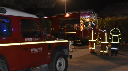 Haute-Provence : un chalet ravagé par un incendie à Castellane Haute-Provence : un chalet ravagé par un incendie à Castellane