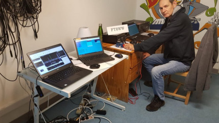 Haute-Provence : un contact radio à l’autre bout du monde pour des collégiens de la Motte du Caire