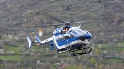 Haute-Provence : un père et sa fillette de 9 ans secourus par le PGHM de Jausiers Haute-Provence : un père et sa fillette de 9 ans secourus par le PGHM de Jausiers