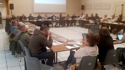 Haute-Provence : urbanisme, planification, solidarité, culture et patrimoine, le riche premier conseil de la CCAPV de l'année Haute-Provence : urbanisme, planification, solidarité, culture et patrimoine, le riche premier conseil de la CCAPV de l'année