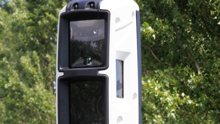 Hautes-Alpes : deux radars incendiés dans la nuit de mardi à mercredi Hautes-Alpes : deux radars incendiés dans la nuit de mardi à mercredi