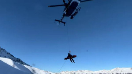 Hautes-Alpes : deux skieurs touchés par une avalanche à La Grave Hautes-Alpes : deux skieurs touchés par une avalanche à La Grave