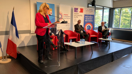 Hautes-Alpes : Dominique Faure à Savines le Lac, quel avenir pour la compétence eau ?