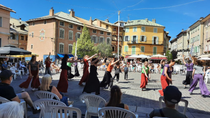 Hautes-Alpes : la danse dans tous ses états à Embrun Hautes-Alpes : la danse dans tous ses états à Embrun