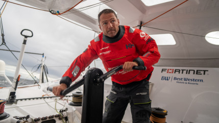 Hautes-Alpes : la Route du Rhum, un nouvel appel du large pour Romain Attanasio