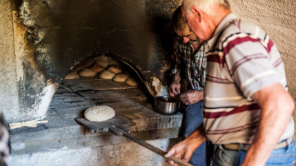 Hautes-Alpes : le four banal de Vars Sainte-Catherine reprend du service Hautes-Alpes : le four banal de Vars Sainte-Catherine reprend du service