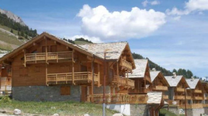 Hautes-Alpes : projet du clôt Enjaime à Montgenèvre, deux associations saisissent le préfet Hautes-Alpes : projet du clôt Enjaime à Montgenèvre, deux associations saisissent le préfet