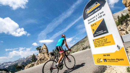 Hautes-Alpes : quand les touristes "chapardent" les bornes vélo Hautes-Alpes : quand les touristes "chapardent" les bornes vélo