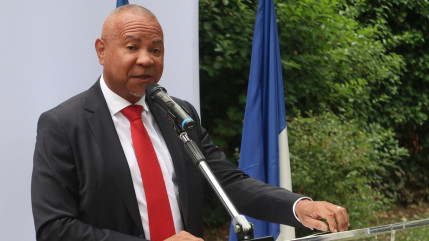 « J'ai maintenant les Hautes-Alpes au plus profond de mon être » : le préfet Dufour fait ses adieux « J'ai maintenant les Hautes-Alpes au plus profond de mon être » : le préfet Dufour fait ses adieux