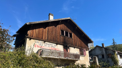 "Je veux détruire à ma charge les bâtis Cours du Vieux Moulin" réagit R. Didier "Je veux détruire à ma charge les bâtis Cours du Vieux Moulin" réagit R. Didier