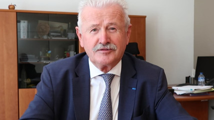 Jean-Marie Bernard annonce qu'il va rester président du département